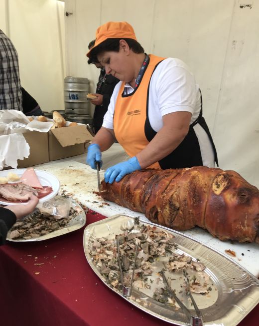 1. Mai mit „Porchetta „. Tradition in Rom 